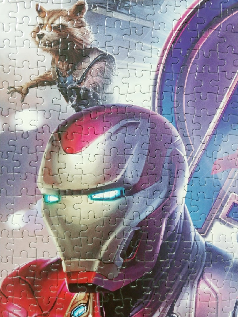 アベンジャーズエンドゲーム 1000ピースパズル完成済 （海外輸入品