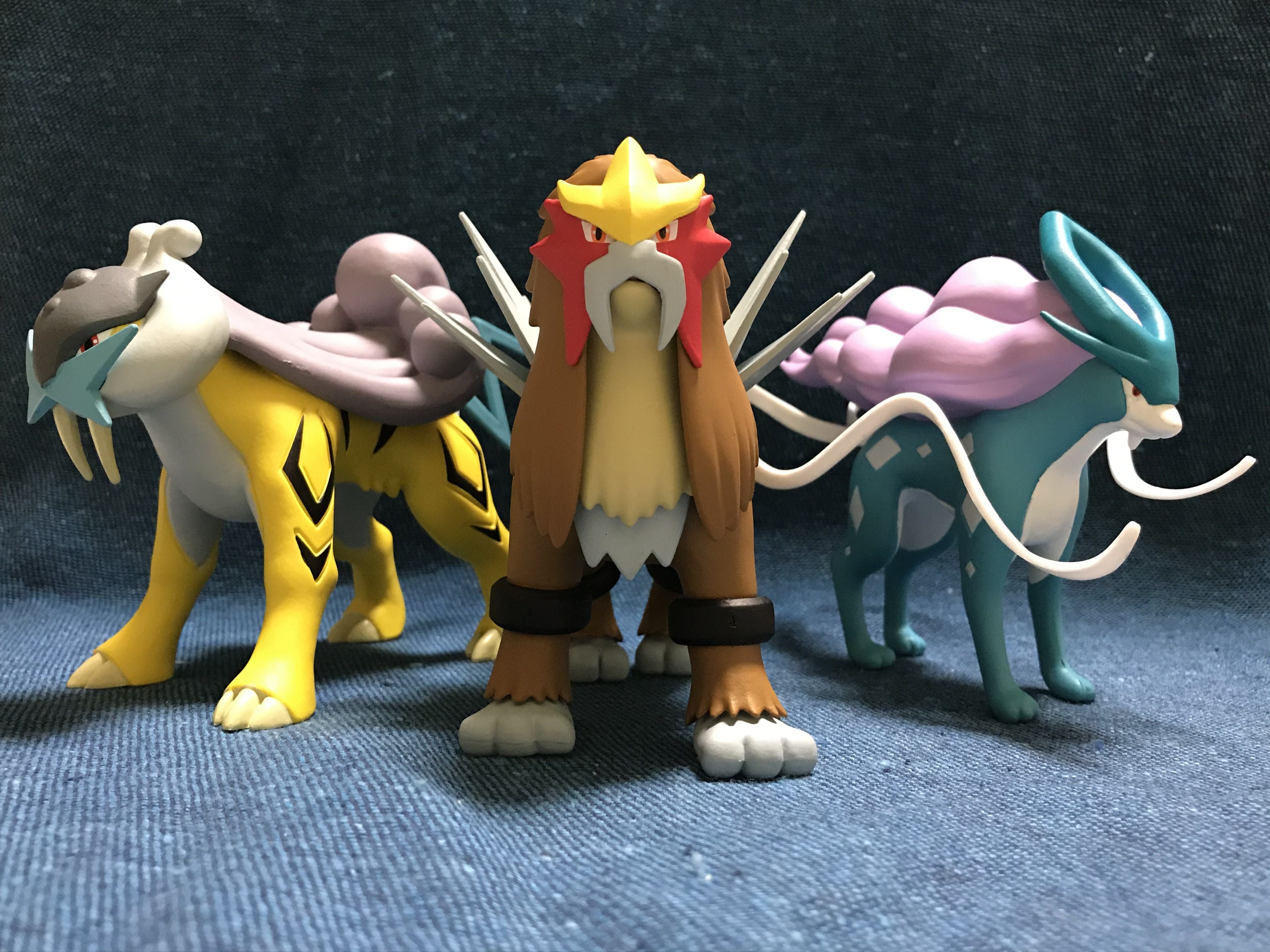 ポケモン モンコレプラス エンテイ 色違い フィギュア モンコレプラス