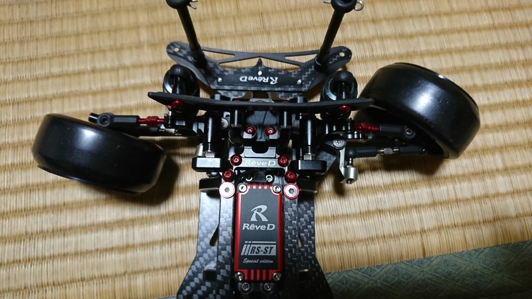 ドリフトラジコン1/10 プロポなし ボディー付きReveD MC1 ドリフト