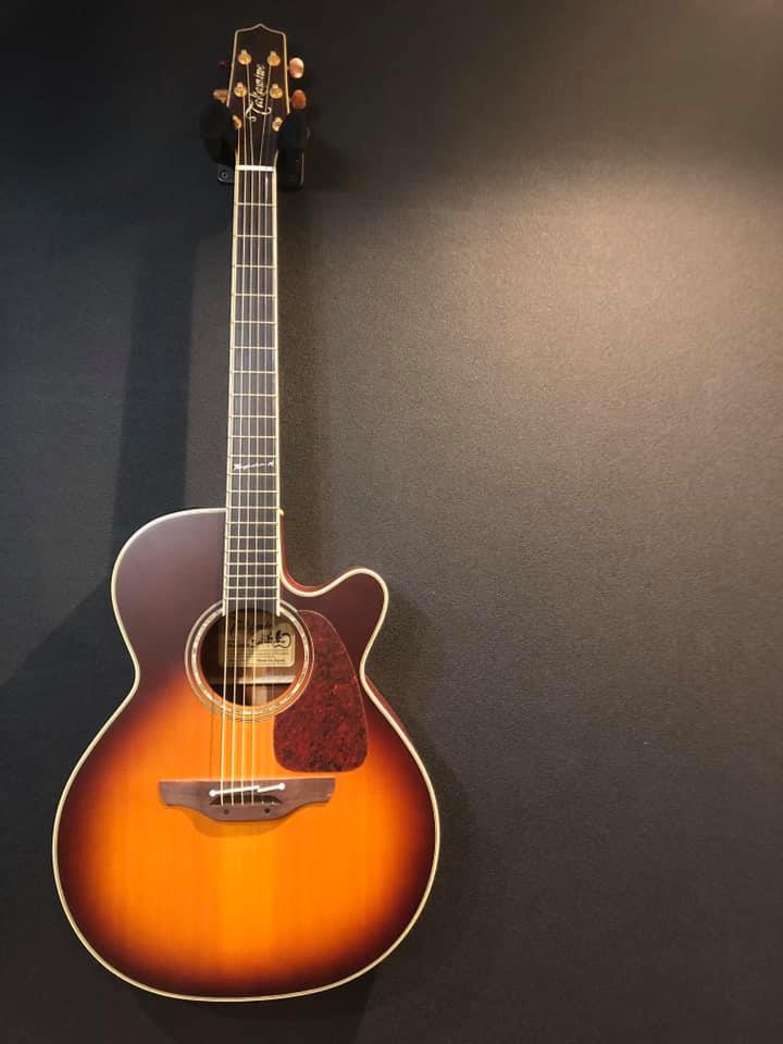 長渕剛シグネチャーモデルギター『Takamine TN-520 BS』～長渕剛、初の