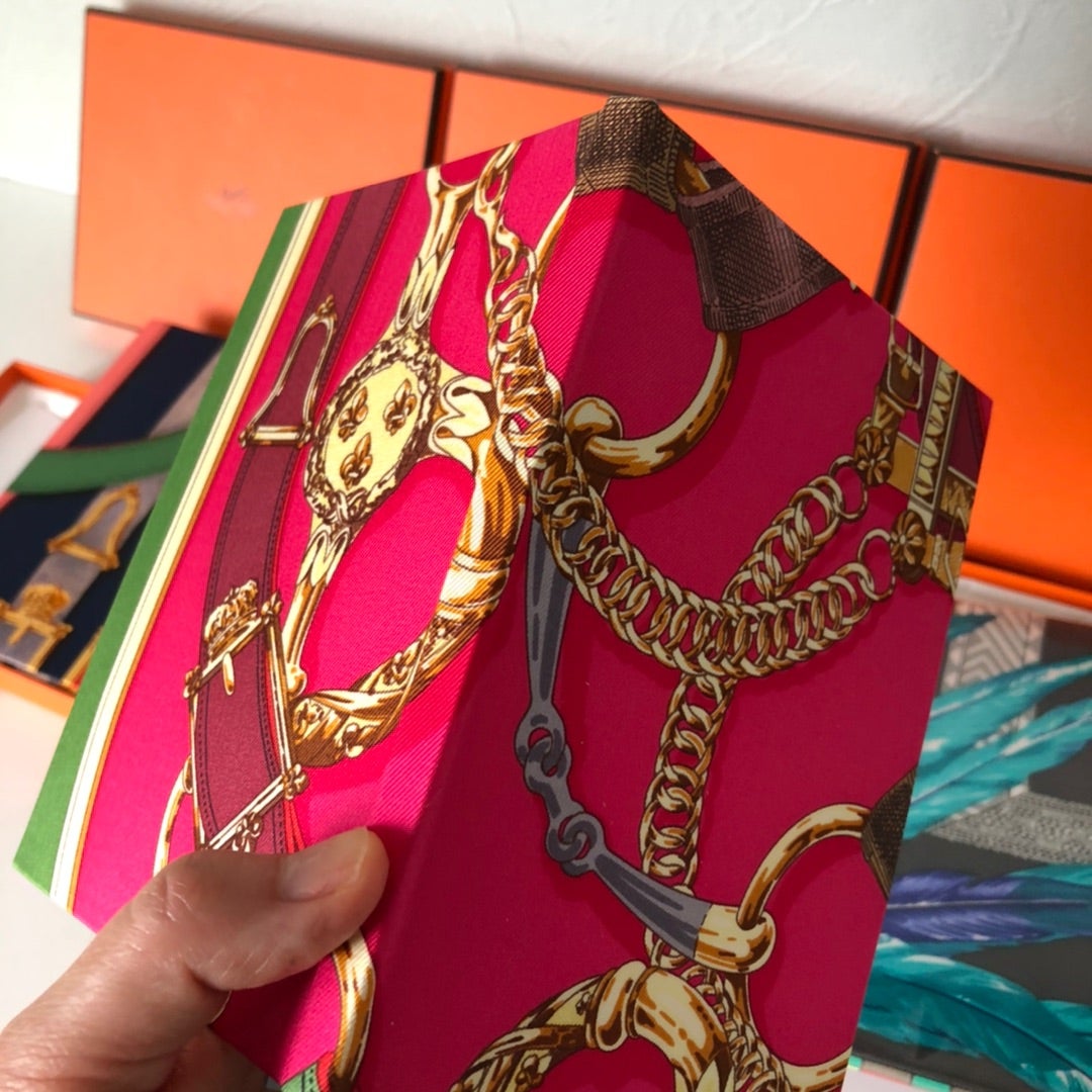 エルメス シルクノート | CONCERTO大人の自習室®️～シンデレラの時間割®～