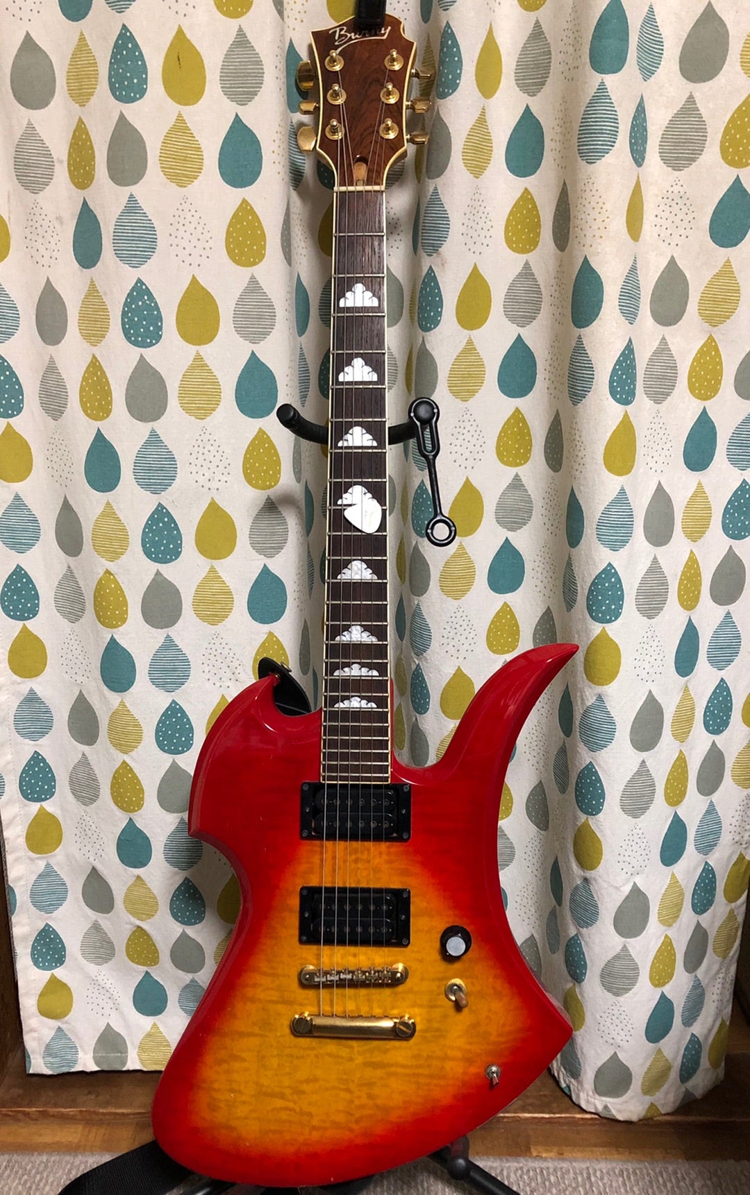 BURNY MG85X | 新 水曜日倶楽部