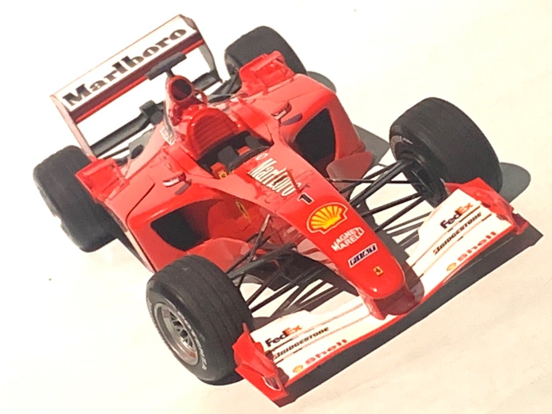 絶版TAMIYA Ferrari F2001 1/20シューマッハプラモデル Amazon