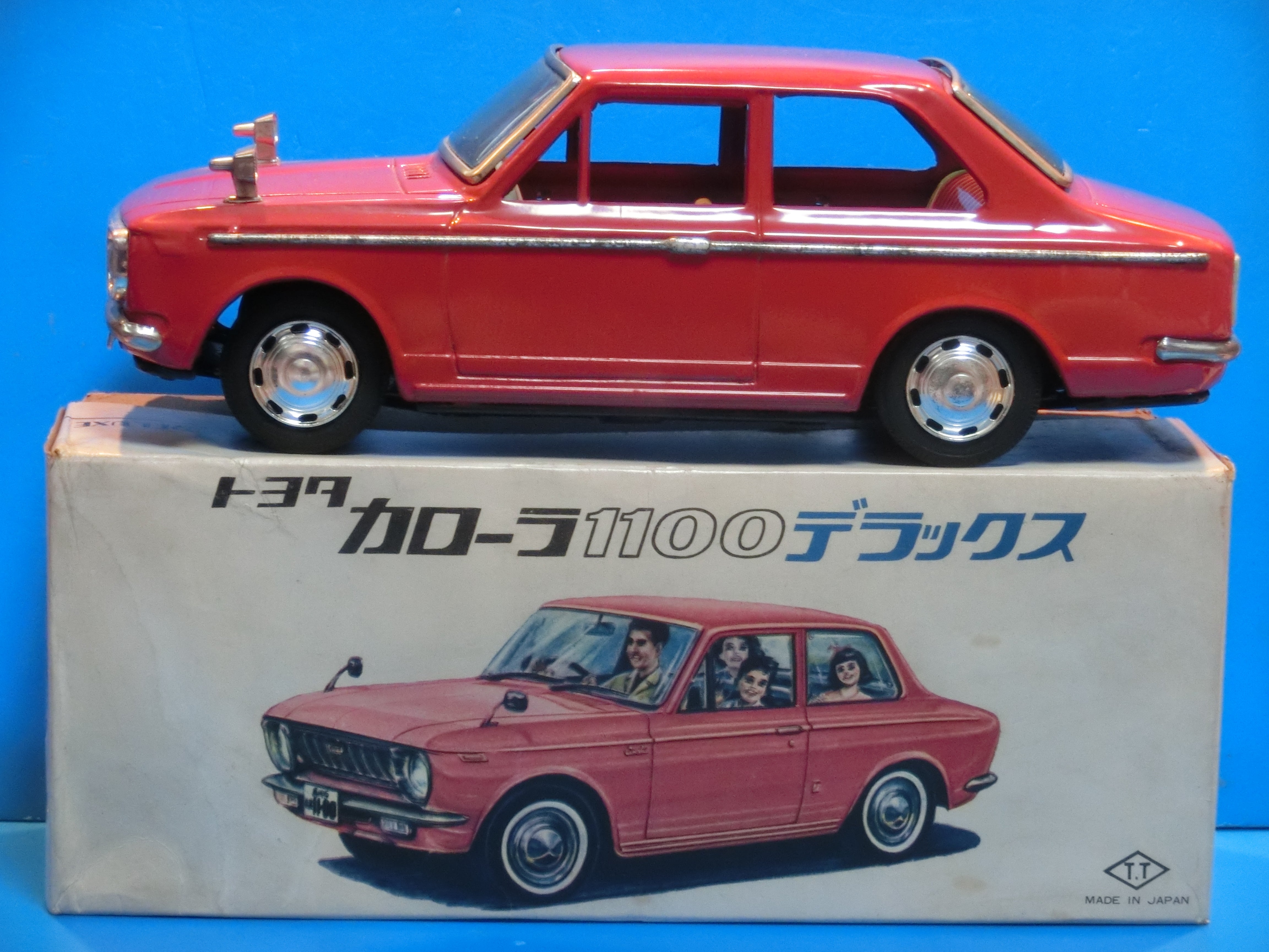 ☆1966年タカトク カローラ1100 ポルシェ911青メタ～ブリキ自動車