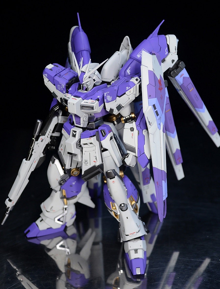 RG hi-νガンダム 全塗装完成品 RG Hi-νガンダム νガンダムカラー全