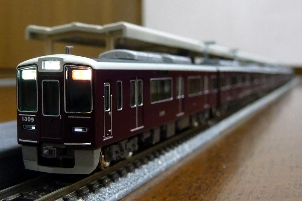 グリーンマックス 阪急1300系（1309編成）セット入線♪ | Bullet Train