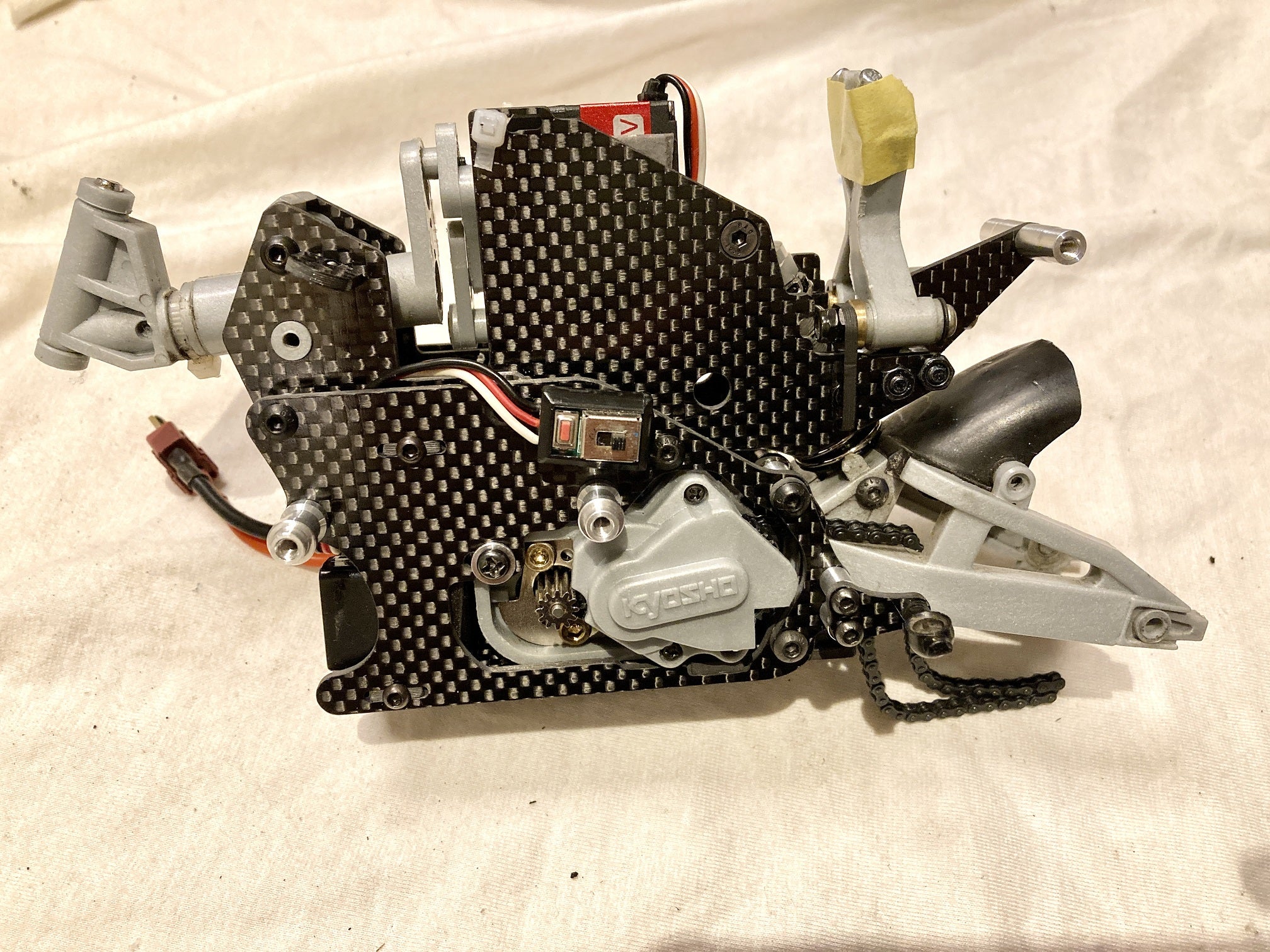 ハングオンレーサーZHレーシング カーボン製シャーシその他パーツ