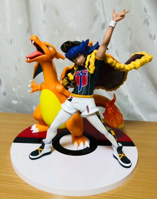 ポケモングッズ】ポケモンセンターオリジナル ダンデ＆リザードンの