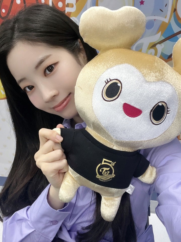 220330 TWICE ダヒョン『5周年記念ゴールドラブリー』セルフィー写真