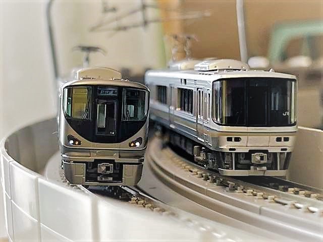 KATO Nゲージ 225系 0番台 新快速 8両セット 10-871 鉄道模型