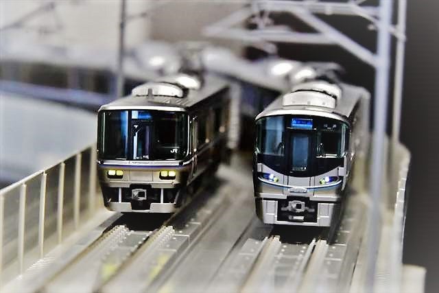 トミックス ◇◇【新品同様】TOMIX 225系0番台 92421 JR西日本 近郊電車 4