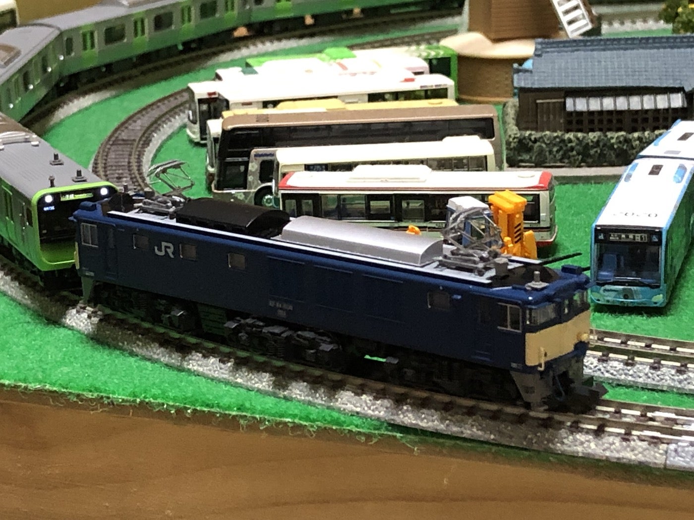 KATO E235系 山手線 フル編成 KATO E235系 山手線 フル編成 走行動画