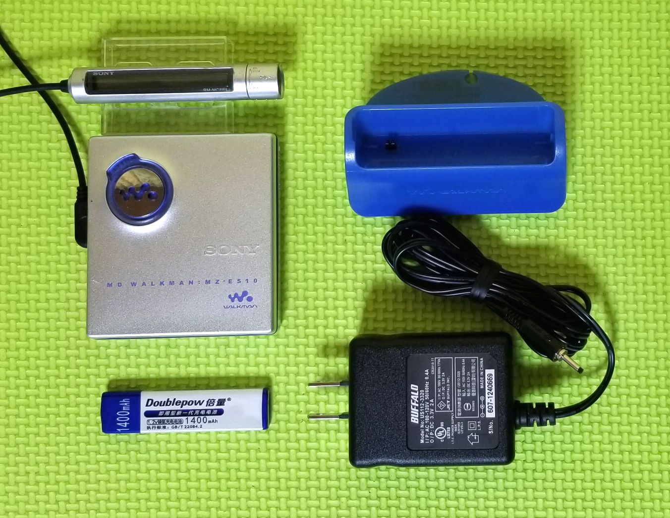 8ABM031 SONY MZ-E10 ポータブルMDプレーヤー 動作未確認 SONY ソニー