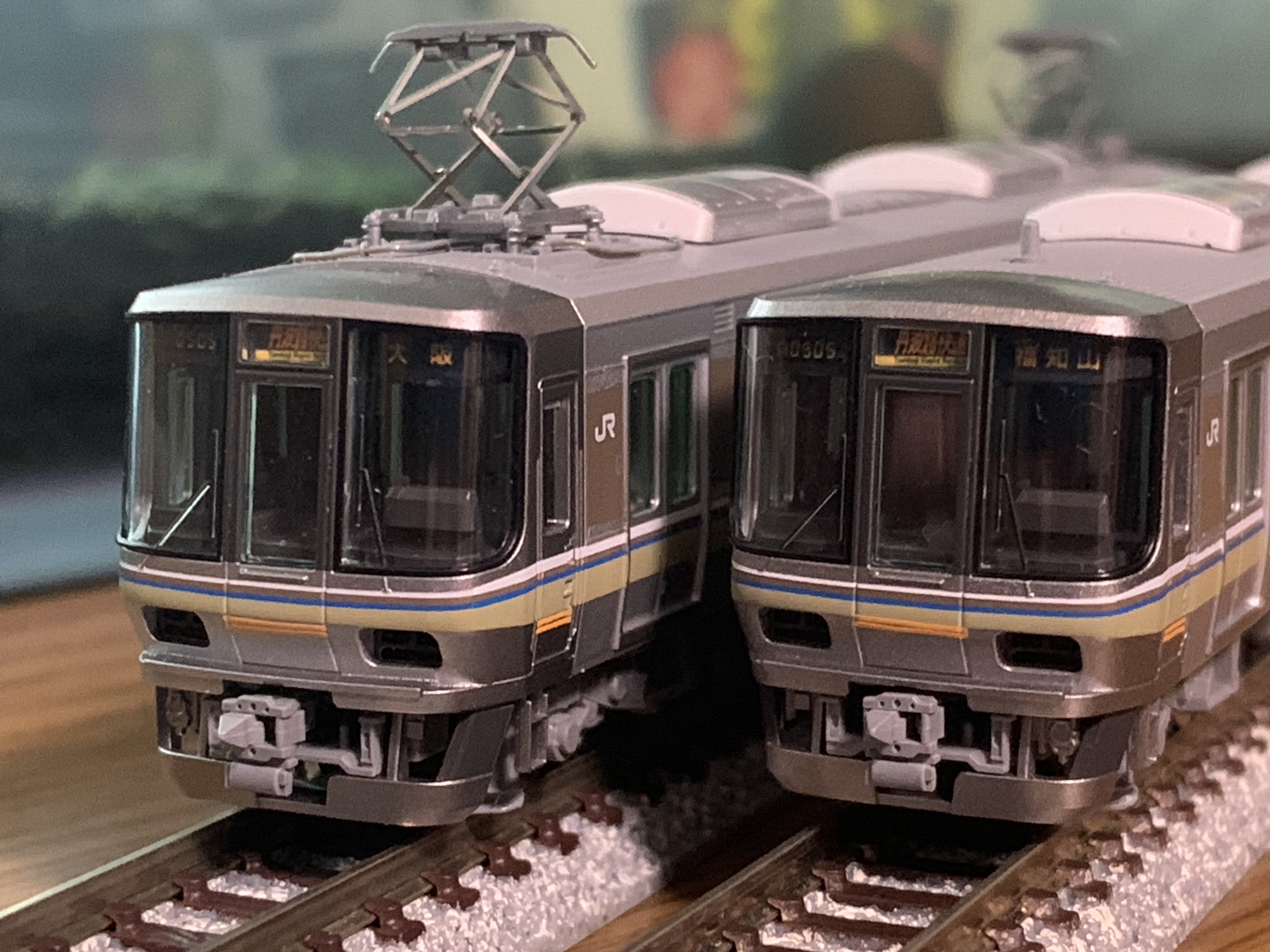 鉄道模型】 入線[130'] JR西日本 223系6000番台(宮原車) | 500系