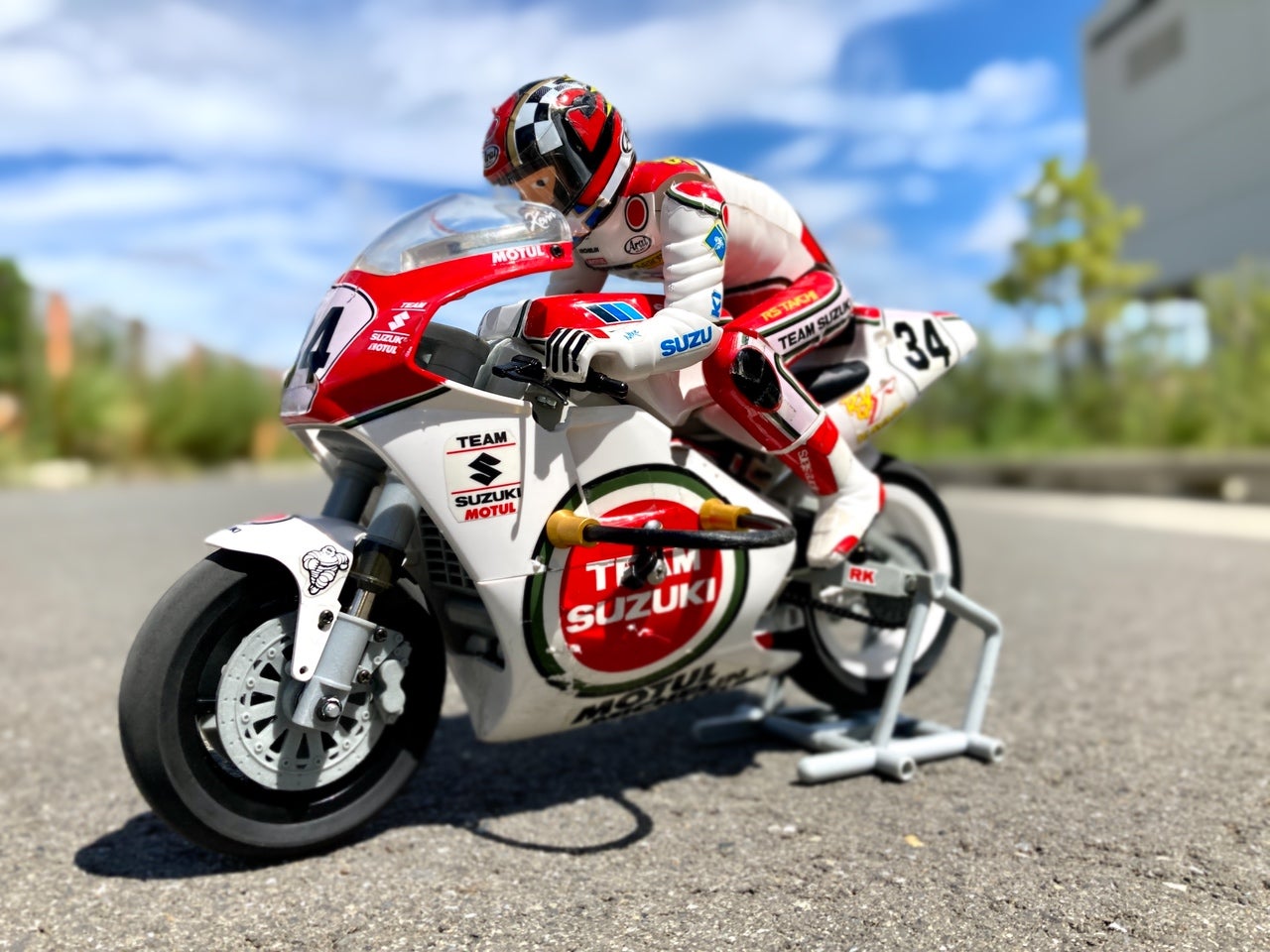 ハングオンレーサー ハイグリップタイヤの使い方 | ラジコンバイクを