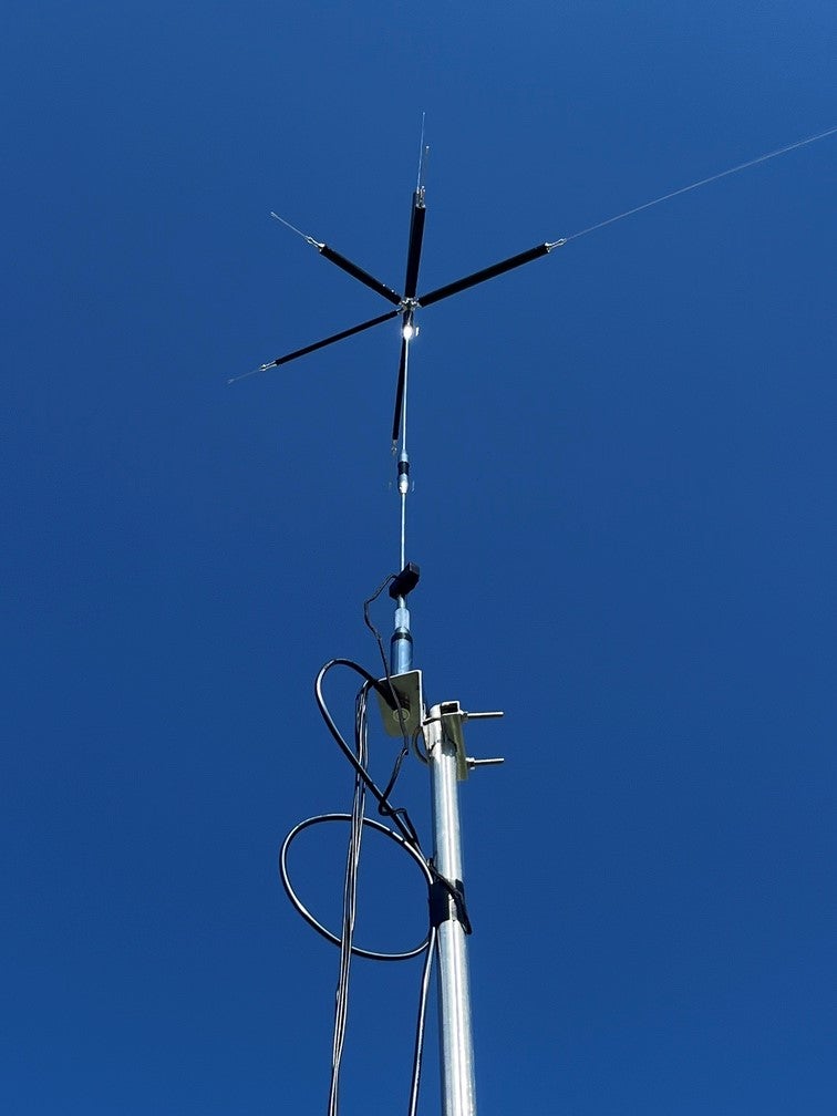 アマチュア無線のアンテナ（コメット UHV-9)を設置してみた | 雑多な事