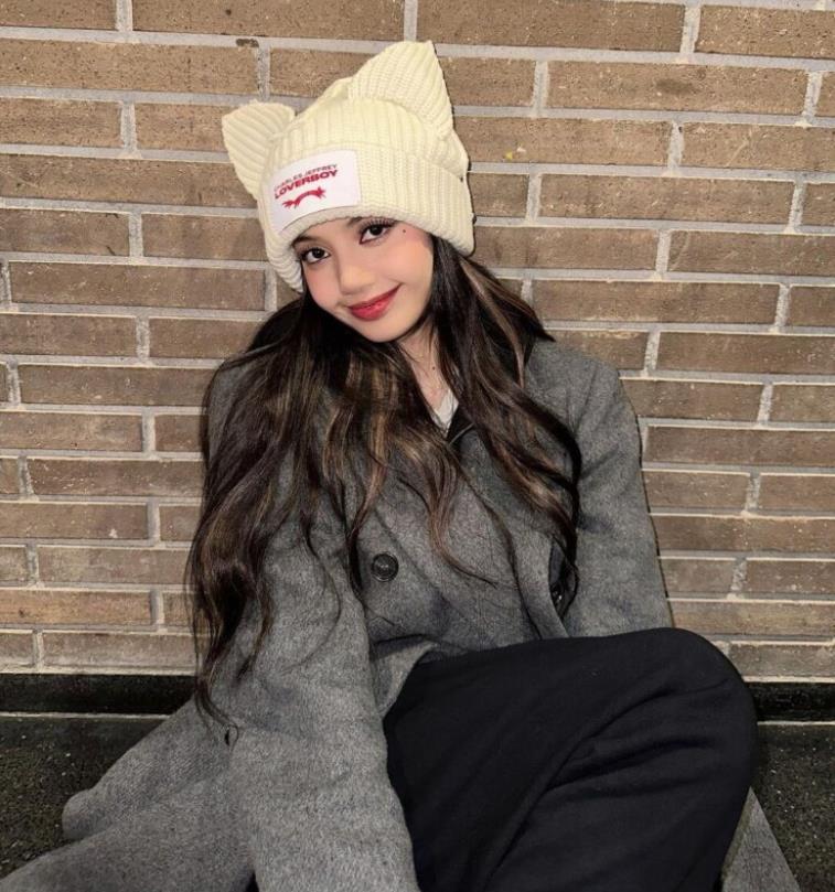 rurumu: ウサミミ ニットキャップ ニット帽 ニュージーンズ ダニエル