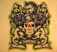 ⭐️1960年代のVANとJUN黄金時代を築く。伝説のレリーフ看板 | 「昭和