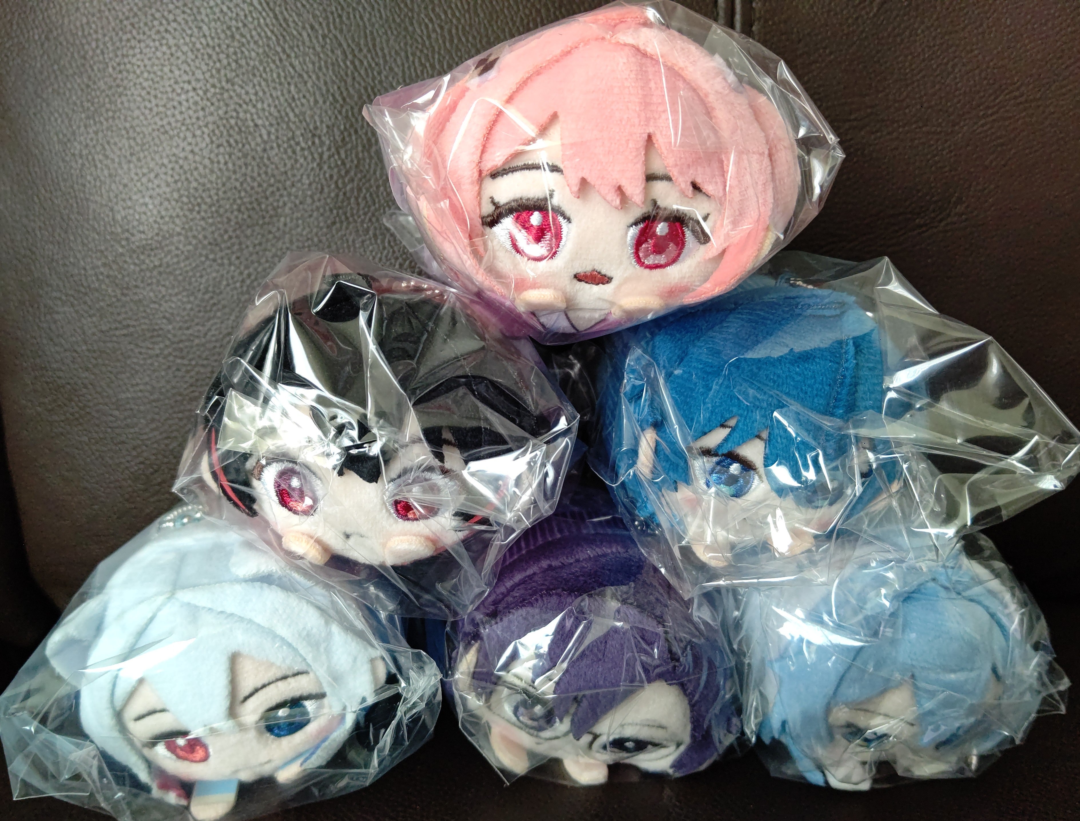 カラフルピーチ ゆあんくん 極楽湯コラボ もちころりん るな 極楽湯 から