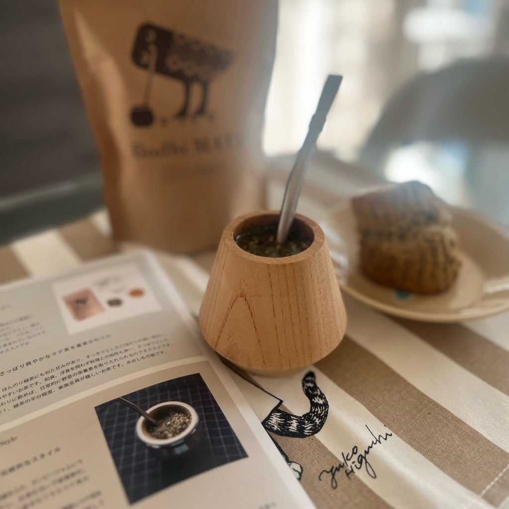 アルゼンチン伝統、高級マテ壺とボンビージャ IMPERIAL アルゼンチン