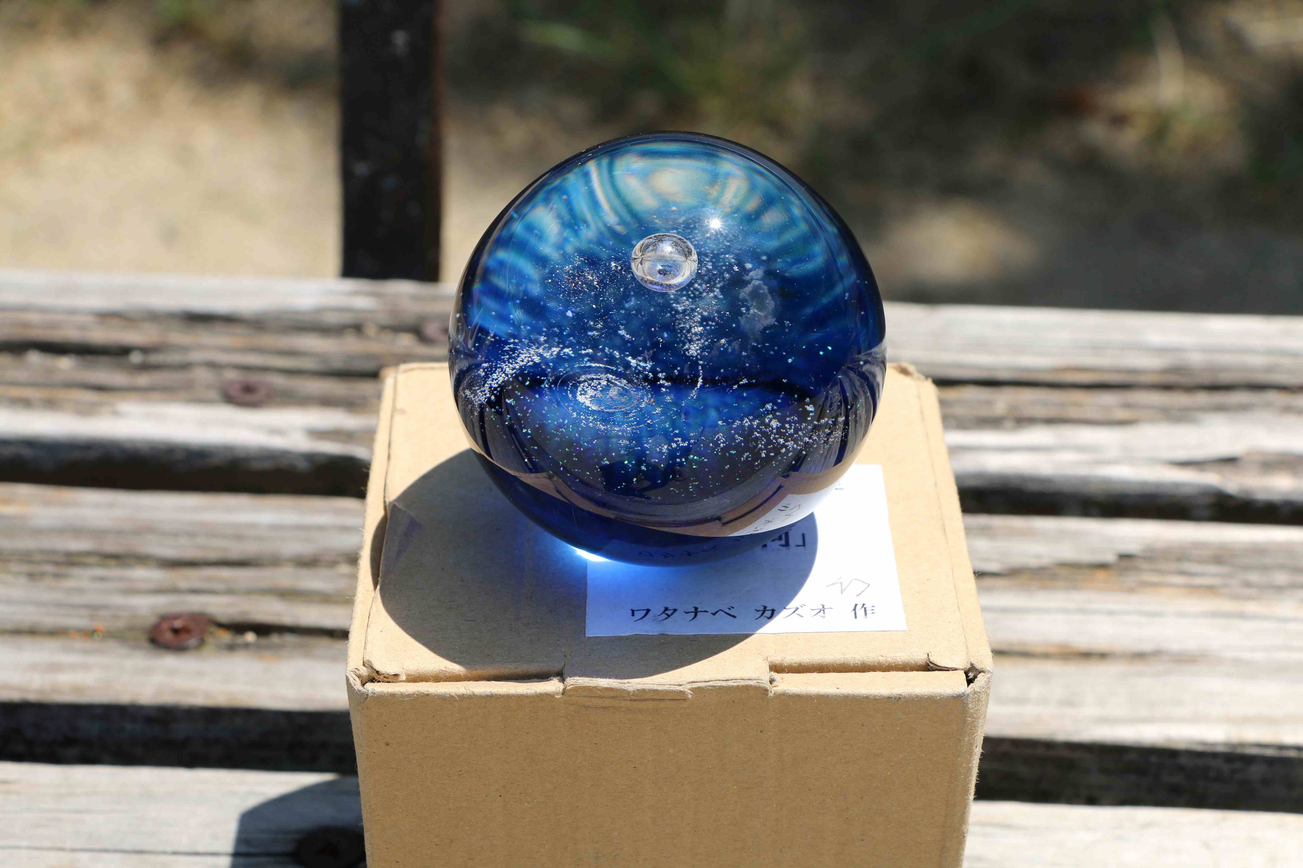 ガラスオブジェのアーティスト ワタナベカズオ氏の新作3作品について