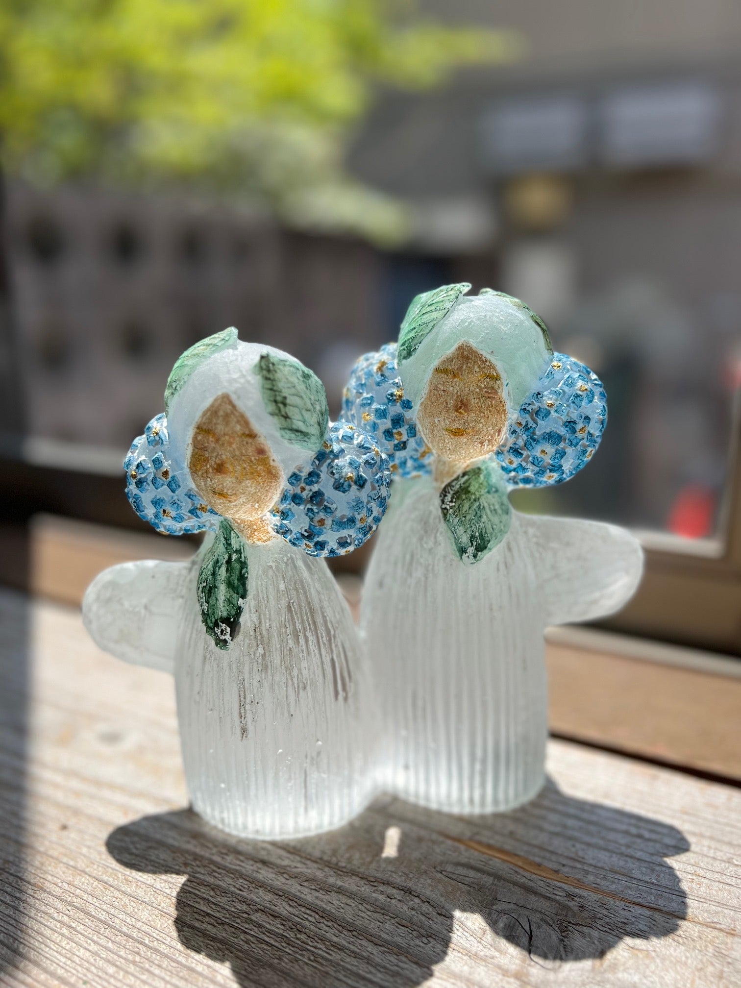 安達知江 さん ガラス製花型オブジェ 透明ピンク 安達知江 さん ガラス