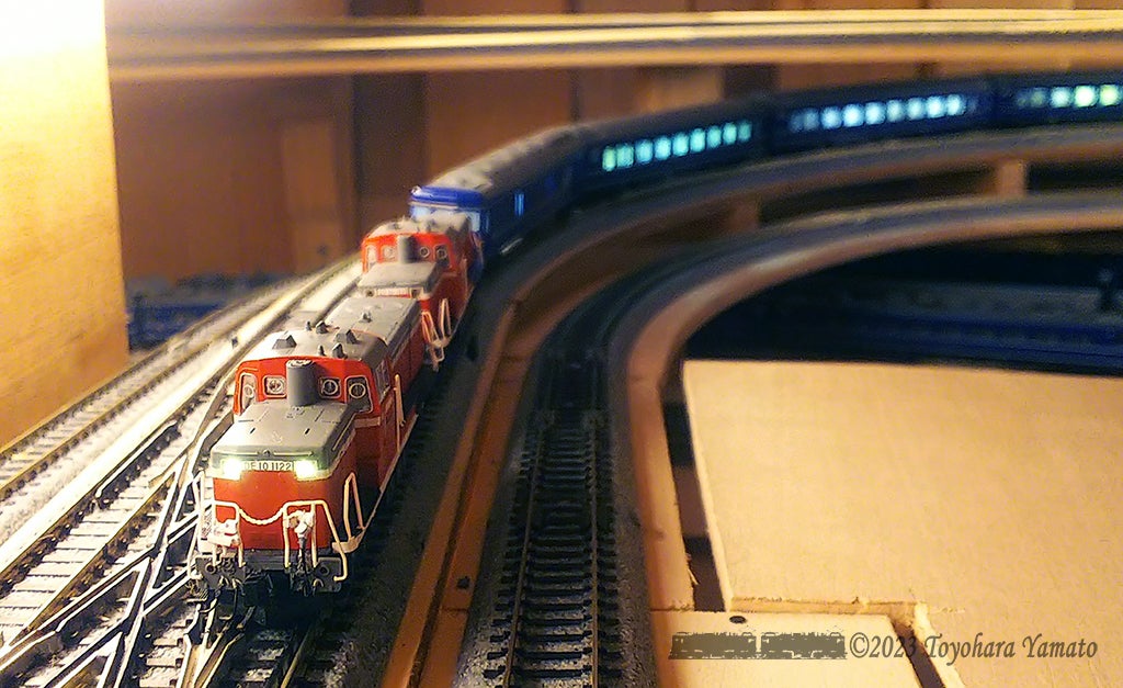 E5系東北新幹線10両 kato ライト点灯動力動作確認済 E5系新幹線10両