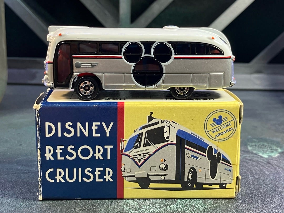 ディズニー トミカ 高品質 リゾートクルーザー 2007 クリスマス