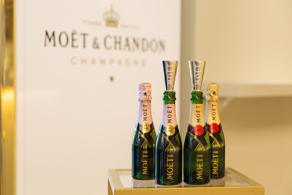 モエ・エ・シャンドンのミニボトルが自動販売機で買える！ 「モエ ミニ