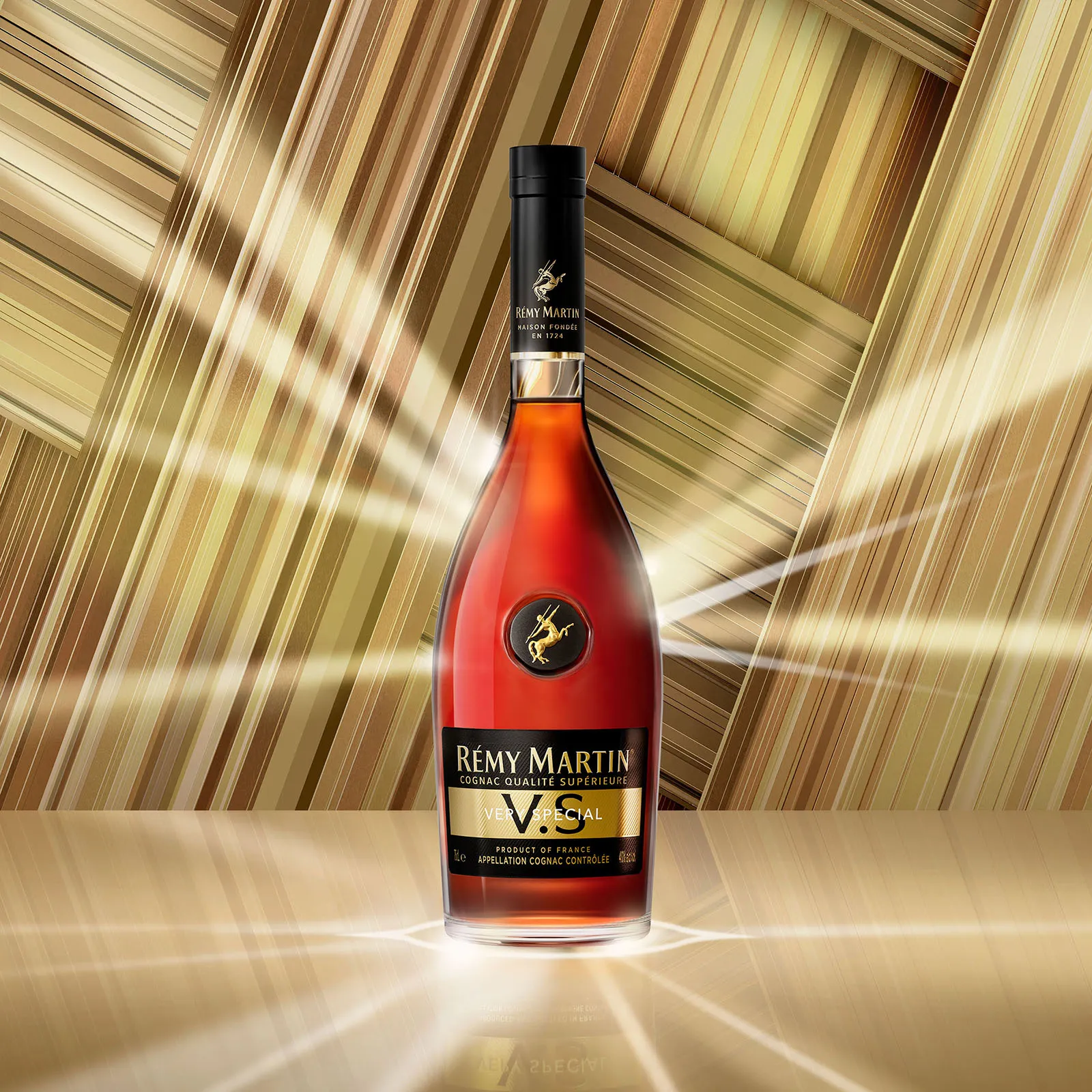 REMY MARTIN VSOP SUPERIEUR 750ml 40％箱入り REMY MARTIN VSOP SUPERIEUR