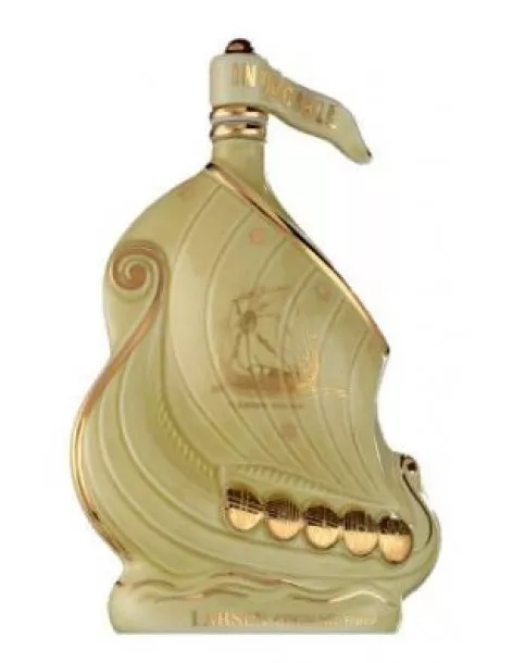 ラーセン バイキングシップ ゴールド カービング コニャック 70cl