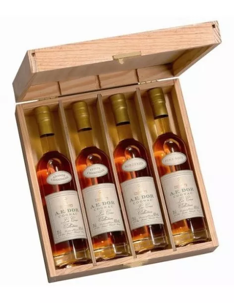 カミュ・コレクションルノワール「浴後の女」 - Cognac-Expert.com