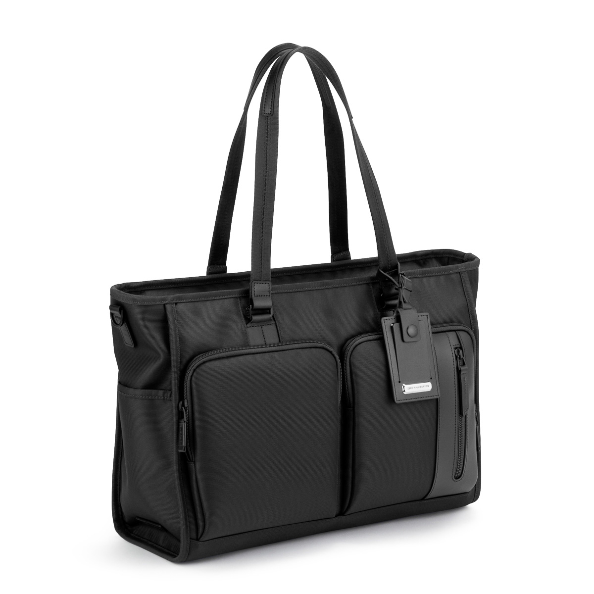 ゼロハリバートンの「ZEST2」はキャリーケースと相性抜群。出張多めの