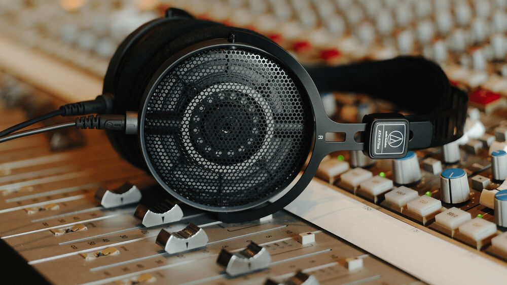 Audio-Technica ATH-R70xa Open-Back Reference Headphones