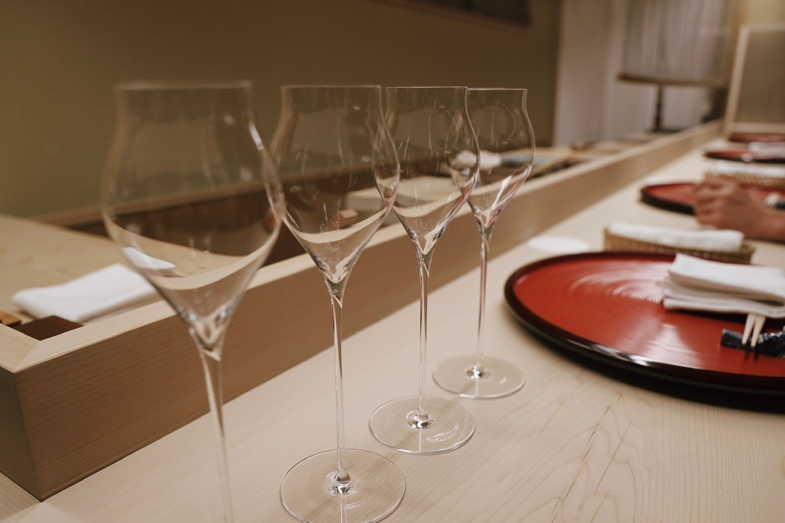 破損した銀製ワイングラスSV950 純銀95% 破損した銀製ワイングラス