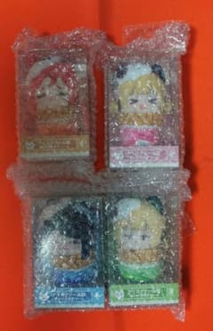 ブルアカ アイスクリーム型ぬいぐるみチャーム4点セット - メルカリ
