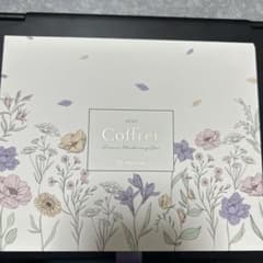 モイスティーヌコフレ 2025 - メルカリ