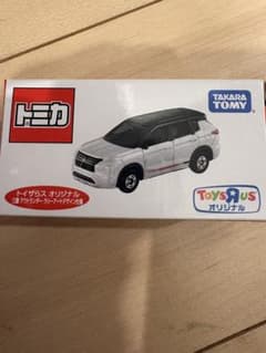 トミカ トイザらス オリジナル 三菱 アウトランダー ラリーアート