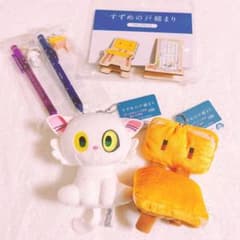 すずめの戸締り ダイジン・すずめの椅子グッズセット - メルカリ