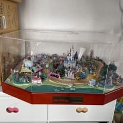 デアゴスティーニのディズニーパレード ジオラマ - メルカリ