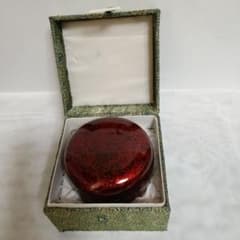 茶事具】大多尾重光造 桜材兜蒔絵丸香合 香合327 | Shop at Mercari