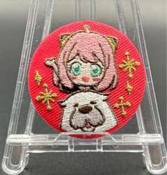 SPY×FAMILY スパイファミリー アーニャ ボンド 刺繍 缶バッジ - メルカリ