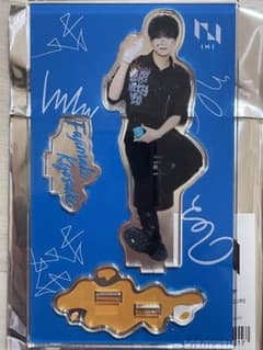 m75373510690_1.jpg?1690524661