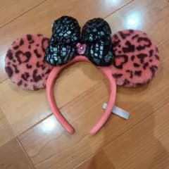 ヒョウ柄ミニー ピンクカチューシャ - メルカリ