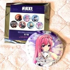 勝利の女神 NIKKE 韓国限定 ゴッデス缶バッジ ドロシー - メルカリ