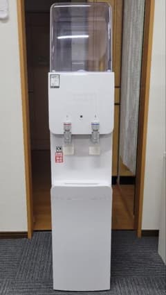 プレミアムウォーター ウォーターサーバー HC14D1L-WD-WB SM3 - メルカリ