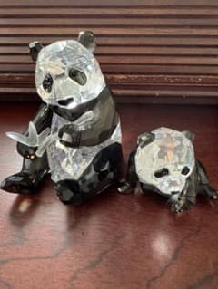 スワロフスキー パンダ親子 オブジェ - メルカリ