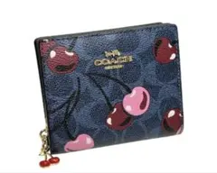 COACH チェリー柄 二つ折り財布 CZ347 - メルカリ