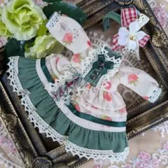 2026年最新】着せ替え服・アウトフィットの人気アイテム - メルカリ