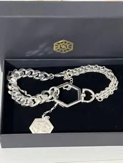 2026年最新】女王蜂チョーカーの人気アイテム - メルカリ